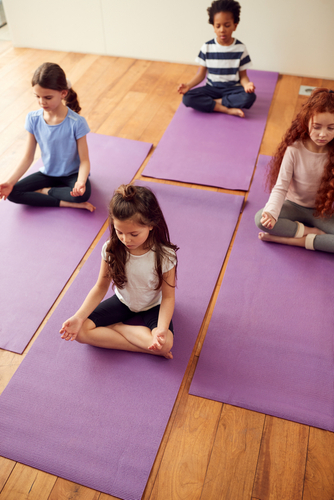 Yoga_AfterSchool Activities Extraescolares
